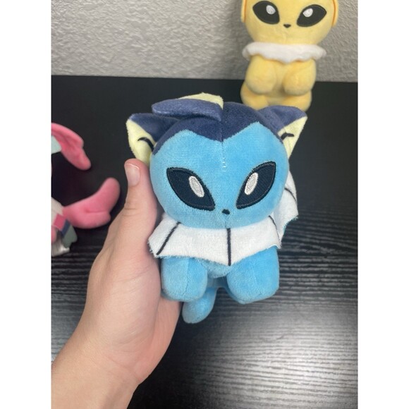 Pokemon Center Pokedoll 2013-2020 Japan Plush Lot of 4 Eeveelution Sylveon ETC - Picture 8 of 13